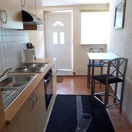 1-bedroom * بيرشتسغادن